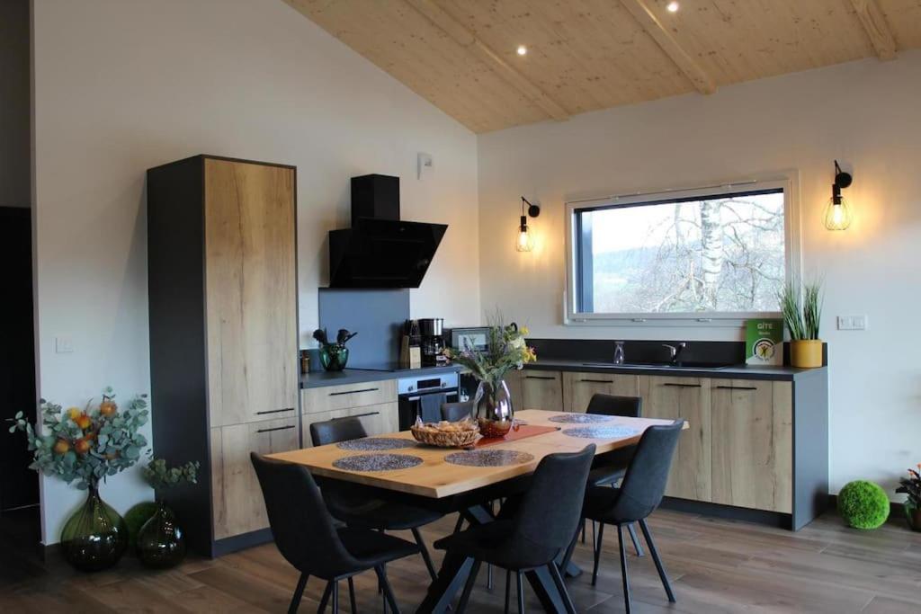 Gite Chalet, Au Doubs Logis Pierrefontaine-les-Varans Bagian luar foto